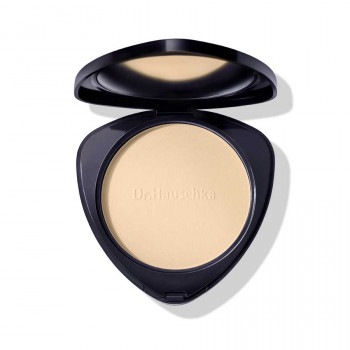 Dr. Hauschka Compact Powder Compact Powder for reduced shine and a naturally flawless complexion Dr. Hauschka Compact Powder