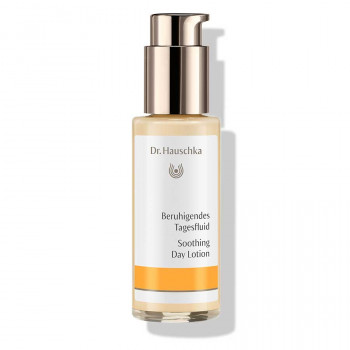 Dr. Hauschka Beruhigendes Tagesfluid: Beruhigt die empfindliche Haut Dr. Hauschka Beruhigendes Tagesfluid: Gesichtsfluid bei Rötungen im Gesicht
